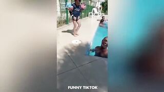 Best Scare Cam Pranks 2023 sur TikTok #102 _ Essayez de ne pas rire _ Compilation de vidéos drôles part13 2