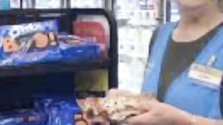 First time buying a tampon/pad for my girl #fyp #trending #funny #foryou