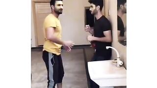 Funny video spot me 27