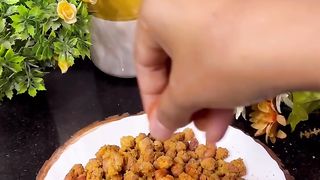 Crunchy Masala Peanuts