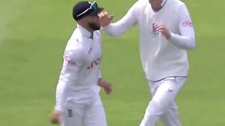 Smith gone big wicket for england
