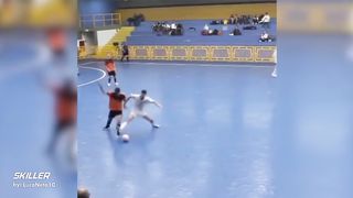 FOOTBALL LIKE A BOSS (SKILLS, FREESTYLE, GOALS)