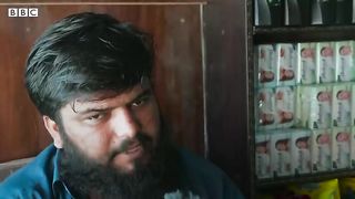 Smuggling Pakistan on irani border documentary bbc news