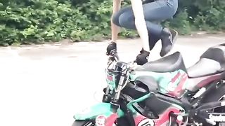 Biker Girl ❤️ Wow