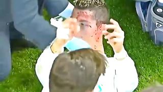 Messi mocks injured Cristiano Ronaldo