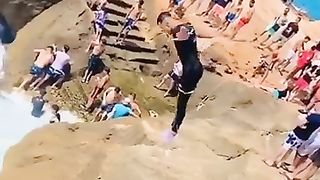 Il s'entraîne