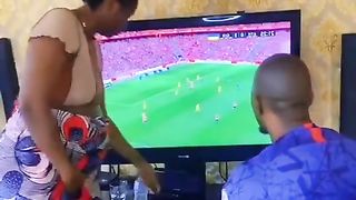 PREGNANT WOMAN & THE TV