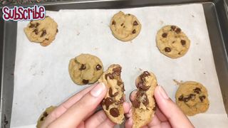 The Best Eggless Chocolate Chip Cookies | 2 FREE Movies in the description!