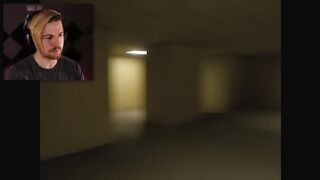 This Backrooms Game looks so realistic!