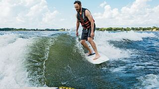 Man suf boating