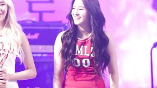 NANCY MOMOLAND BBOOM BBOOM