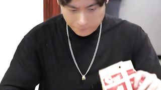 Try Not to Laugh Challenge _ Steal Abalone Challenge _ Detective Mom and Genius Son EP28