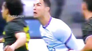 Ronaldo Punched by PSG Keeper????????