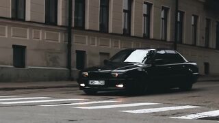 BMW E38 740i