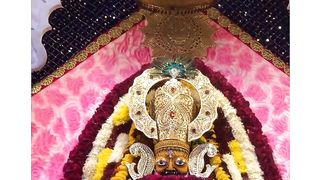 Jay shree ram ji ne becha liya