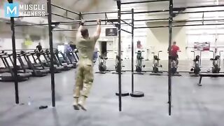 STRONGEST Soldier in Army Gym - Diamond Ott | Muscle Madness