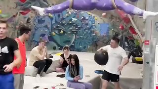 Crazy sport ????