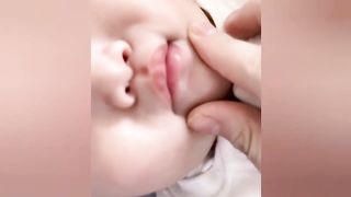 Cute babies helps us in calming our mind