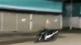 Petasan Ini Bisa Bawa Motor Ke Langit