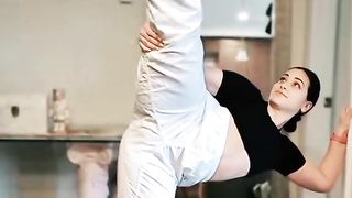 BEAUTIFUL LEG UP..