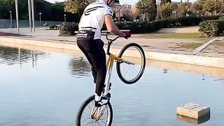 KAMAL KAY JUMP ON CYCLE.