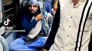 Funny video spot me bhai log 203