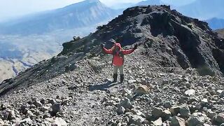 Ini rasanya mencapai puncak Rinjani