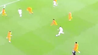 Messi 300 IQ Passes????????????????