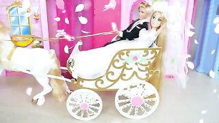 Barbie doll - Wedding Carriage & Horse