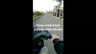 Story wa 11