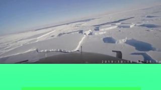 Cuplikan video penerbangan nasa di Antarctica