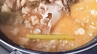 Curry chicken making