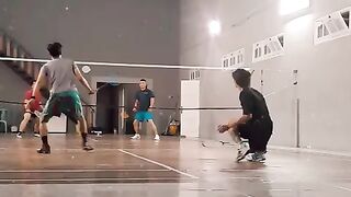 amazing disabled people playing badminton