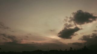 #SebuahPuisi SEDIAKALA - Haekal Munawar