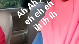 comment who knows in this hijab girl video why did you get a prize of 1000 U$D for a popular short video