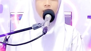 Masyaallah bikin hati adem | sholawatan ilahana cover putri Ariani |