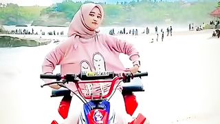 the beauty of Indonesia's Pacitan beach