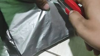 Paket robek luar kemasan