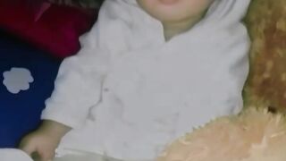 TINGKAH LUCU SI BAYI ARKA