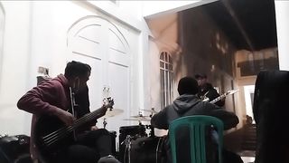 Perfect melody by Raider Band