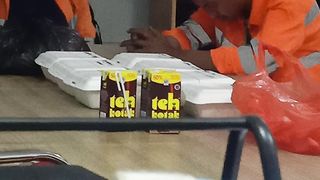 Makan bareng team