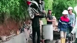 Semua pasti ada jalan keluarnya dan hikmahnya masing masing