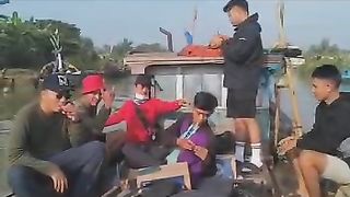 Fishing to beach