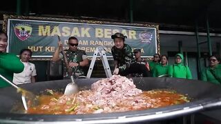 MASAK PALING HOROR DI MARKAS TNI ????