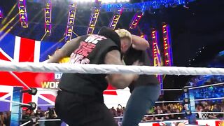 The_Bloodline_attack_Drew_McIntyre_and_The_Brawling_Brutes__SmackDown