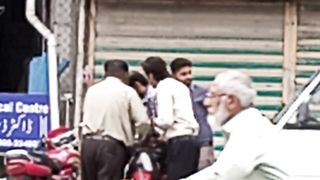 One mobile .... four viewers ...https://payup.video/u/205463
