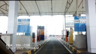 Travelling to Singapore for FREE !!