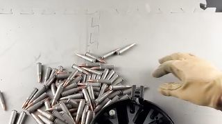 Let’s load a 100 round Korean Drum.