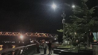 Tepi sungai Kapuas