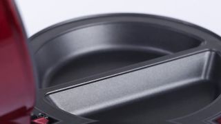 Holstein Housewares - Non-Stick Omelet & Frittata Maker, Black/Stainless Steel - Makes 2 Individual Portions Quick & Easy 2